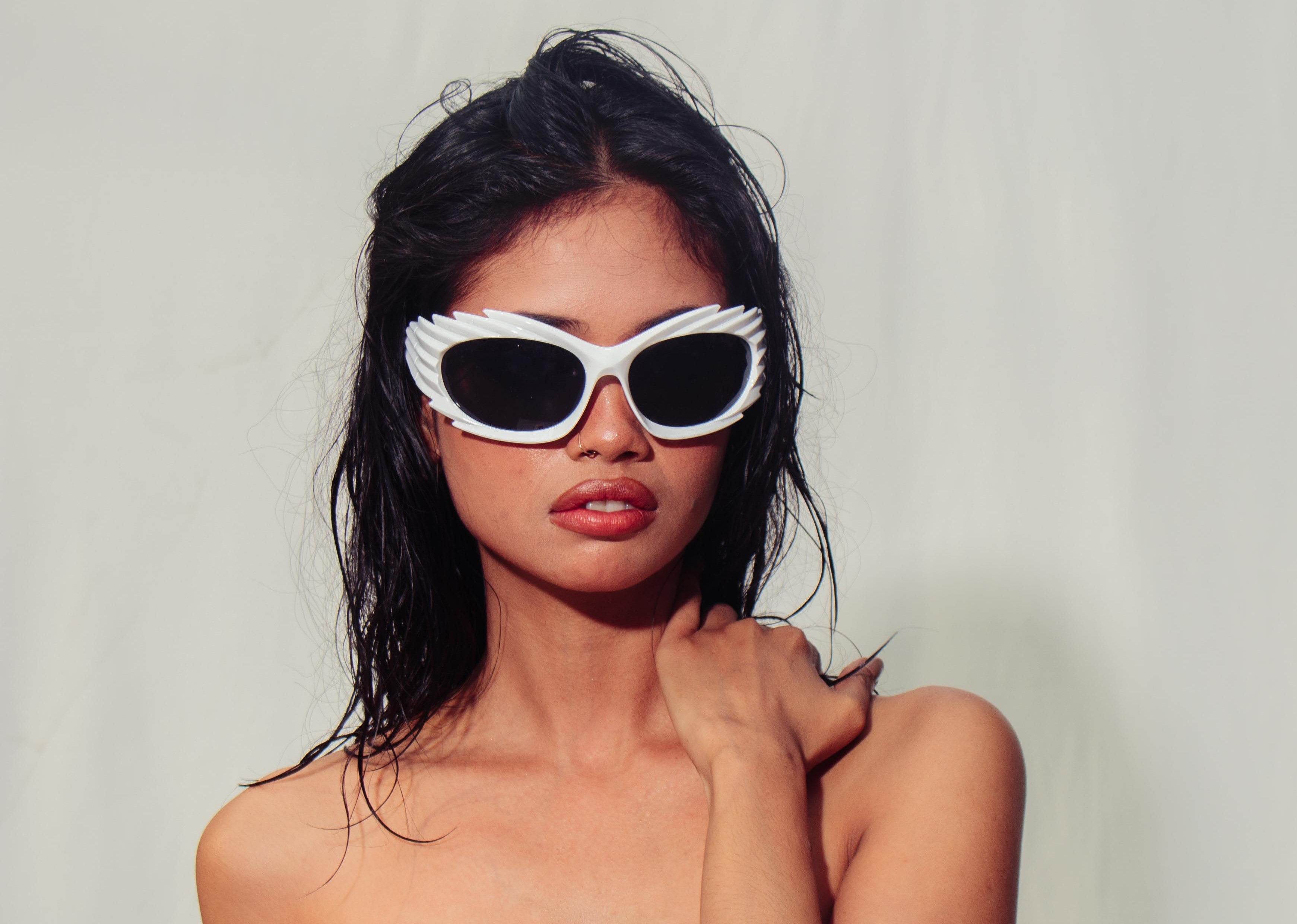 Winged Rectangular Sunglass - Arka Studio