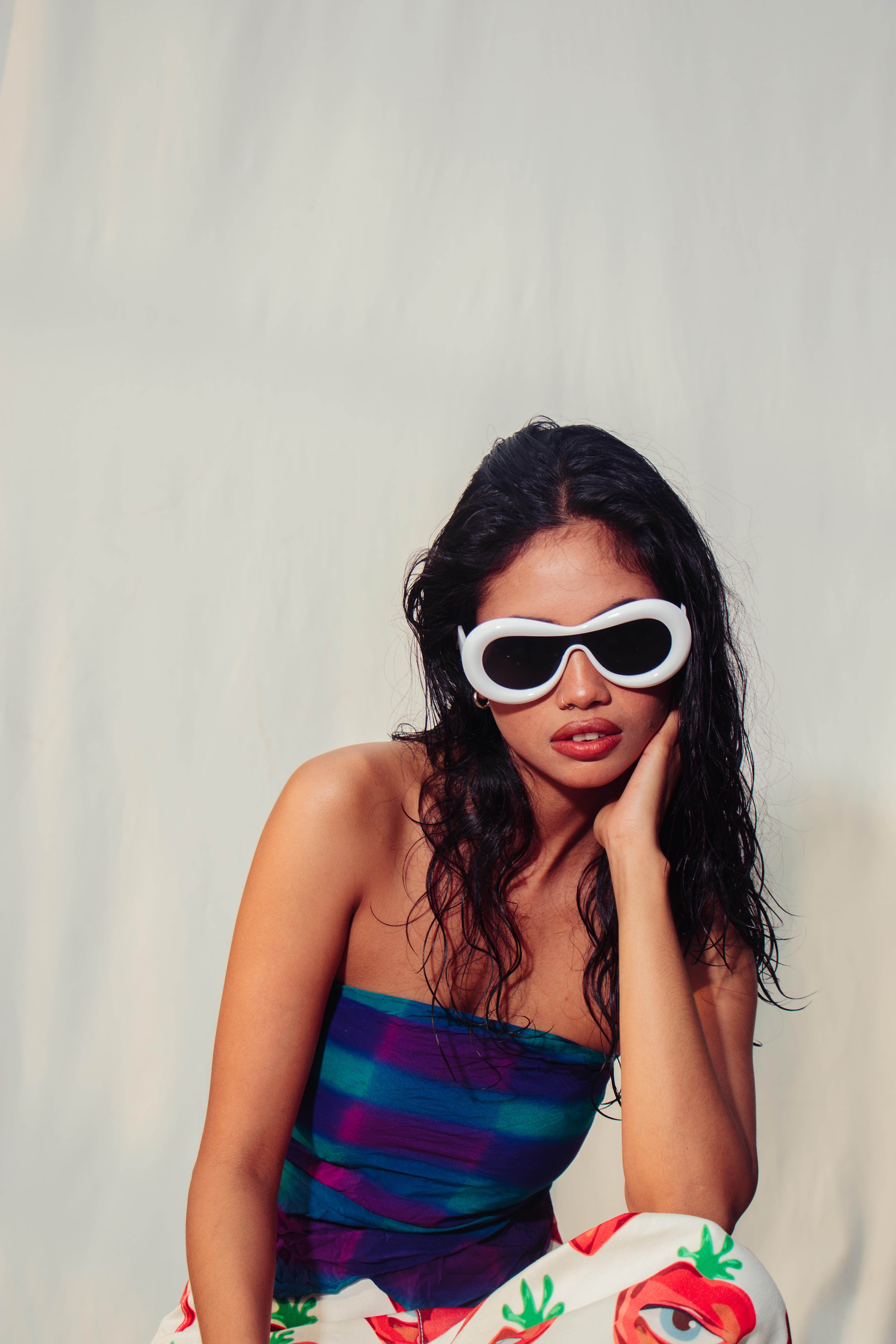Y2K Exaggerated Concave Sunglasses - Arka Studio