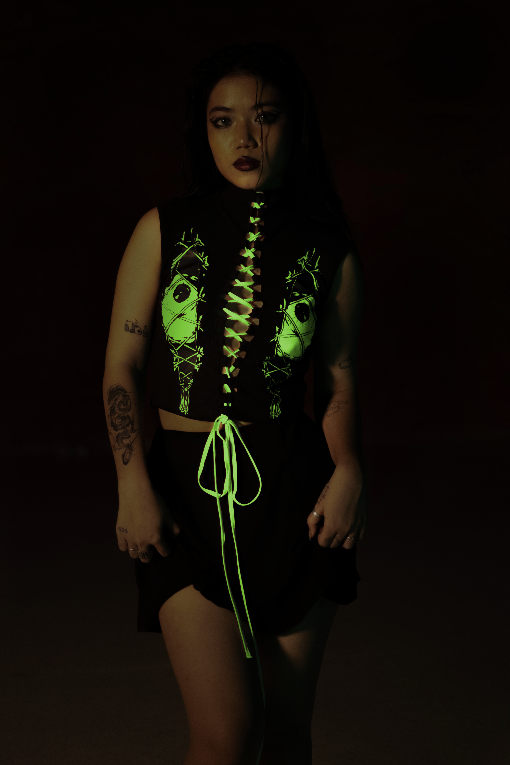 Halloween Capsule : Eye-Opening Top - Glow in the Dark