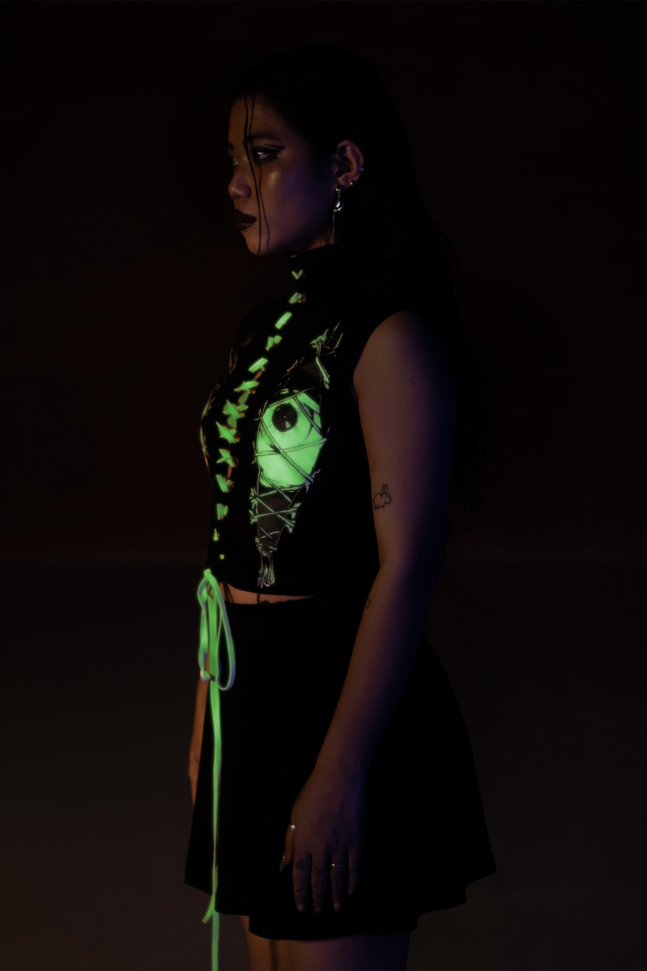 Halloween Capsule : Eye-Opening Top - Glow in the Dark